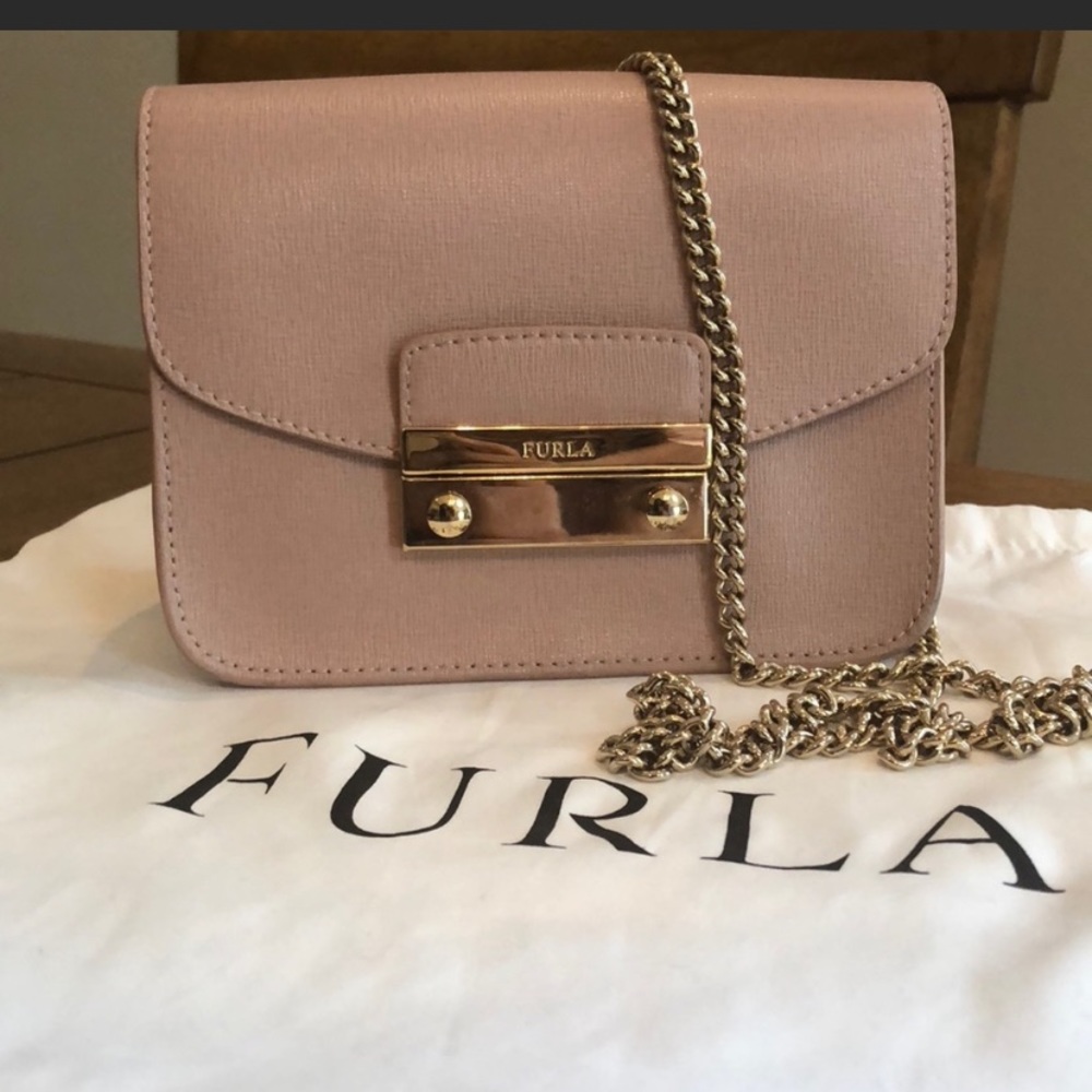 Furia purse 10/10 in pale pink